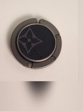 Louis Vuitton Monogram Eclipse  Canvas Gun Metal Purse Hook Bag Hanger